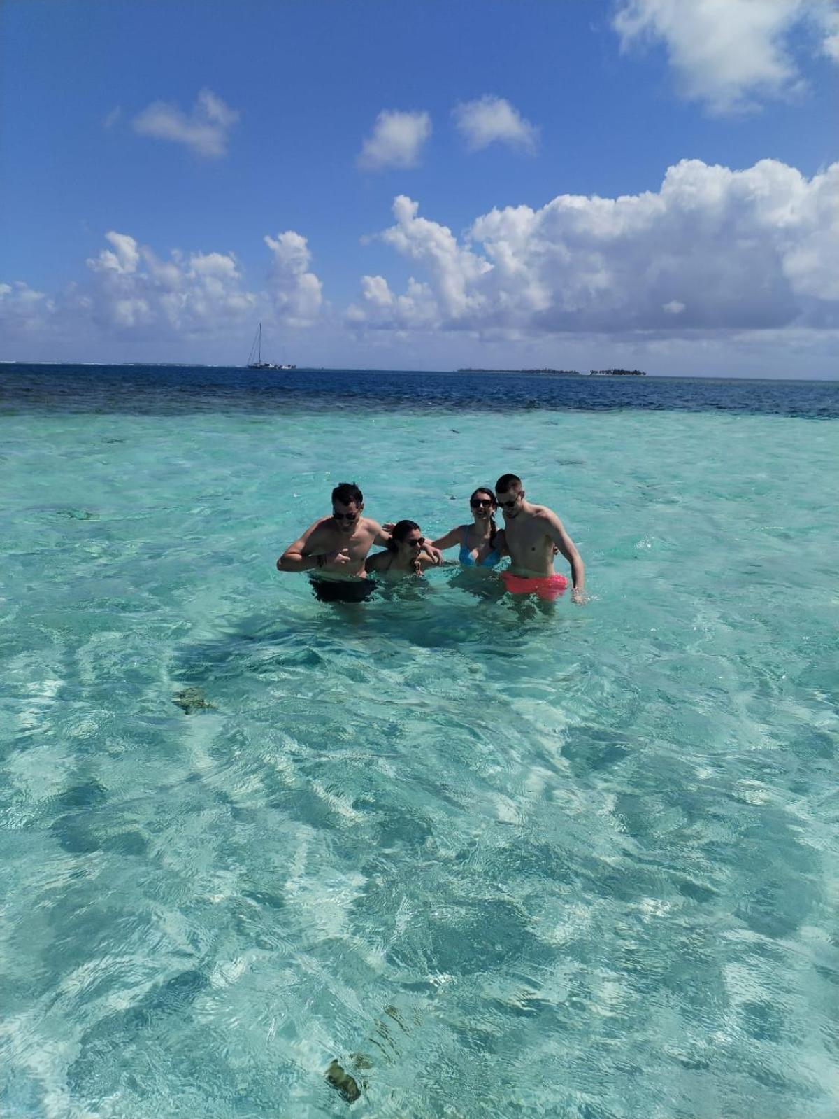 Discovery Gunayar Villa Mamartupo Buitenkant foto
